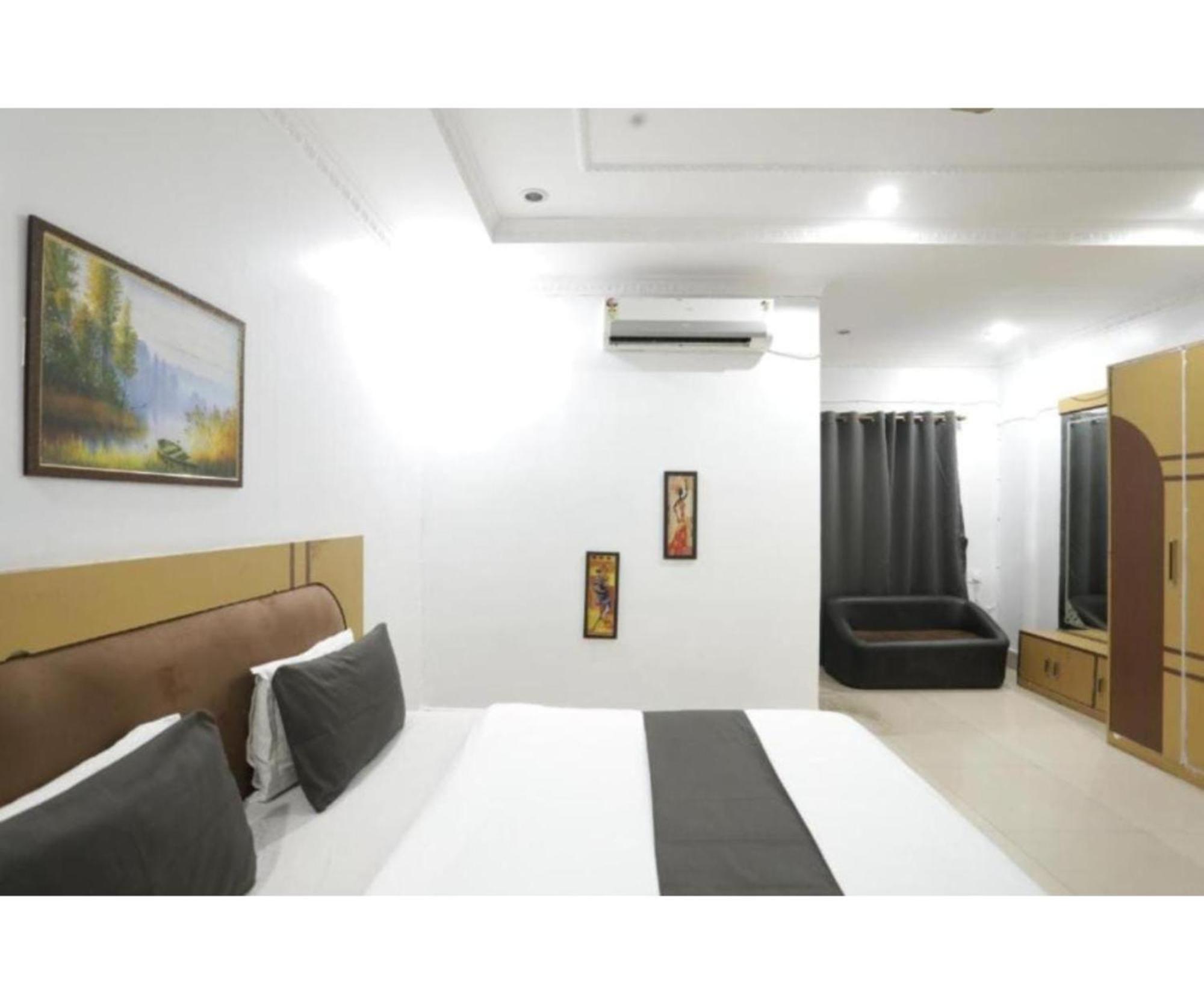 Day S Inn Luxury Stay Near Care Hospital In Budget Friendly Price Best Seller بوهفانيشفار المظهر الخارجي الصورة