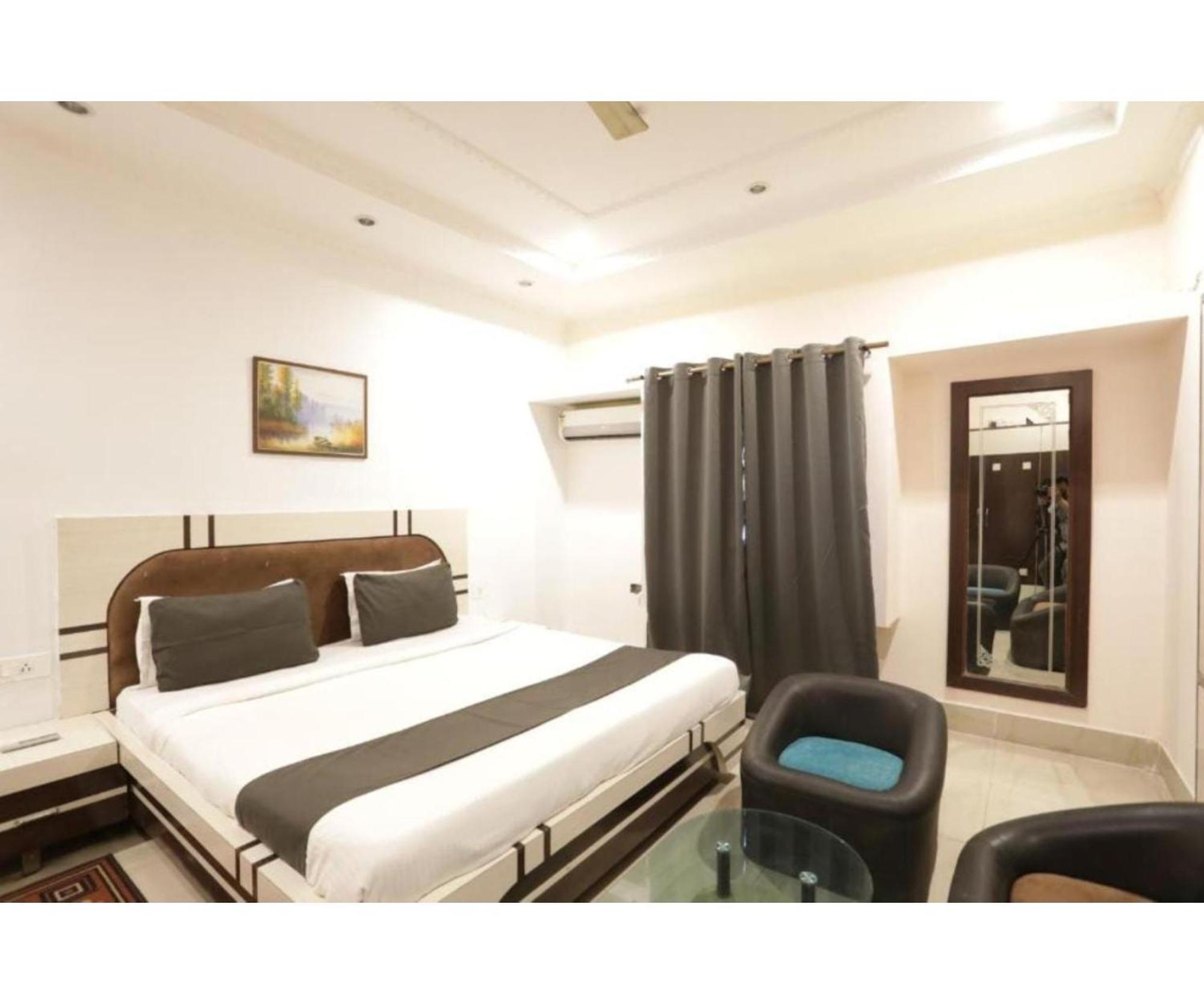 Day S Inn Luxury Stay Near Care Hospital In Budget Friendly Price Best Seller بوهفانيشفار المظهر الخارجي الصورة