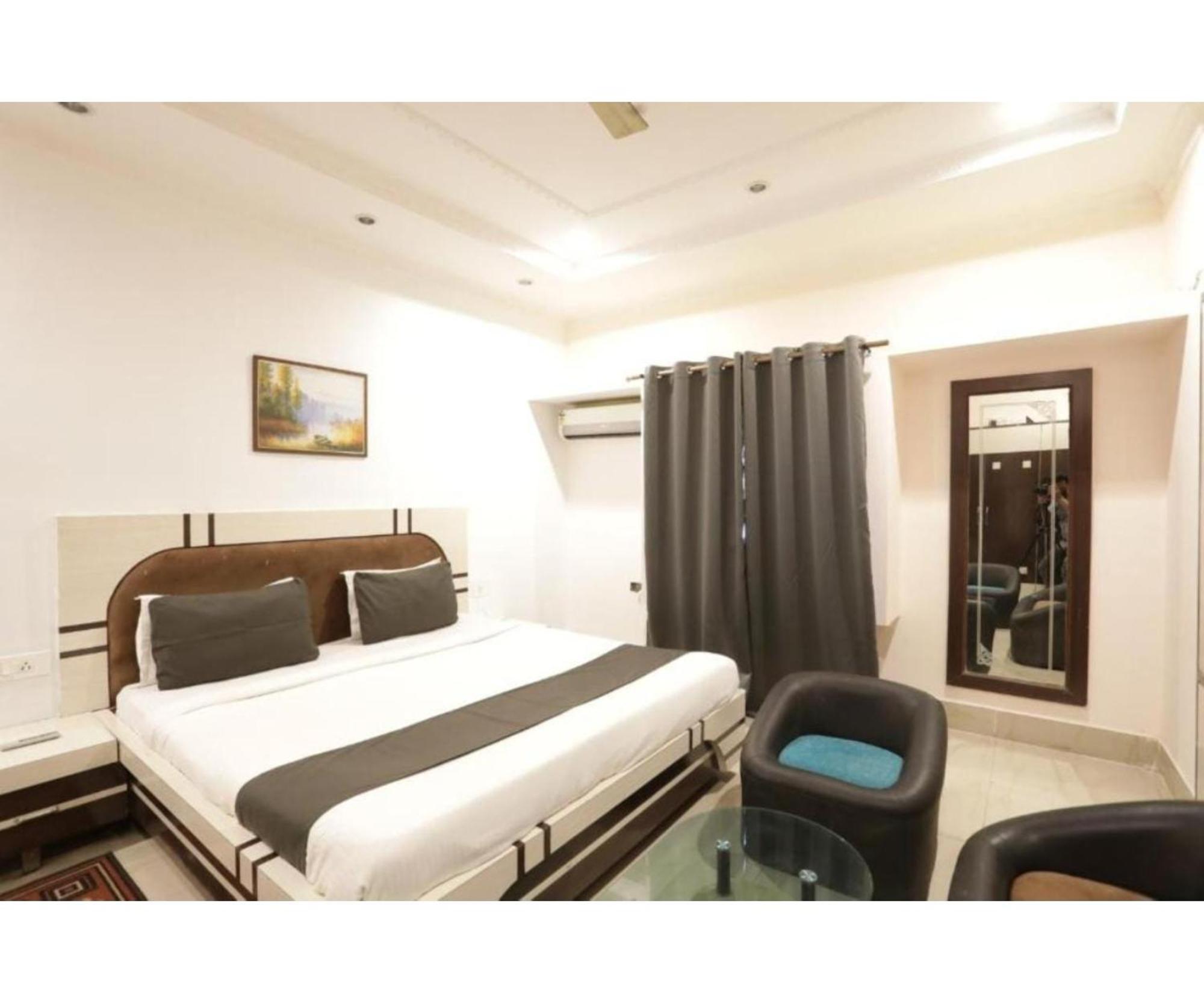 Day S Inn Luxury Stay Near Care Hospital In Budget Friendly Price Best Seller بوهفانيشفار المظهر الخارجي الصورة